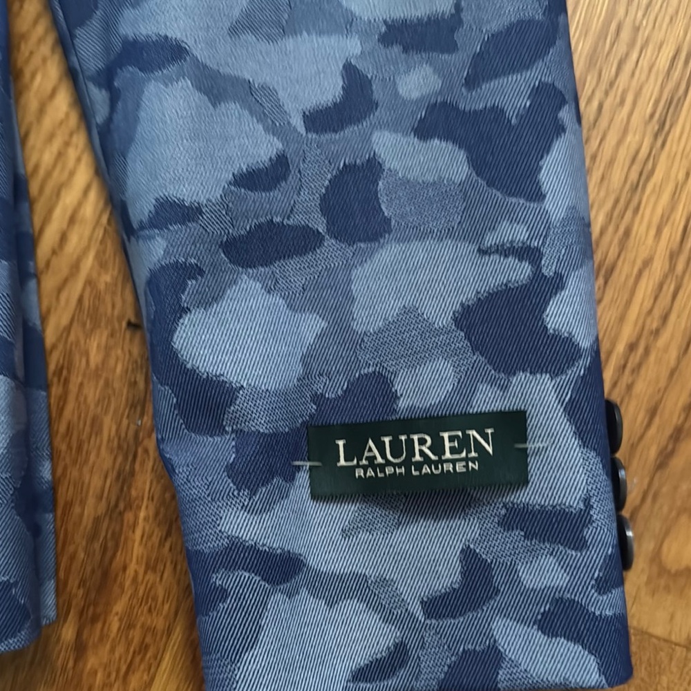 Lauren Ralph Lauren Blue Sport Coat with Modern Camo Design - Picture 5 of 6